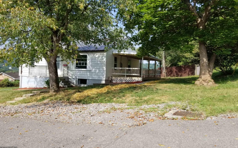 8287 Gordon Street, Stonewood, West Virginia 26301, 2 Bedrooms Bedrooms, 6 Rooms Rooms,1 BathroomBathrooms,Single Family Detached,For Sale,Gordon,10161038