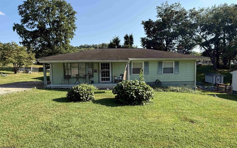 5178 Maple Street, Clarksburg, West Virginia 26301-6931, 3 Bedrooms Bedrooms, 6 Rooms Rooms,1 BathroomBathrooms,Single Family Detached,For Sale,Maple,10161040