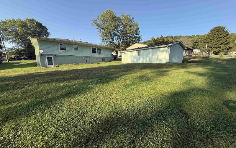 5178 Maple Street, Clarksburg, West Virginia 26301-6931, 3 Bedrooms Bedrooms, 6 Rooms Rooms,1 BathroomBathrooms,Single Family Detached,For Sale,Maple,10161040