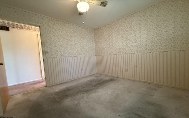 5178 Maple Street, Clarksburg, West Virginia 26301-6931, 3 Bedrooms Bedrooms, 6 Rooms Rooms,1 BathroomBathrooms,Single Family Detached,For Sale,Maple,10161040