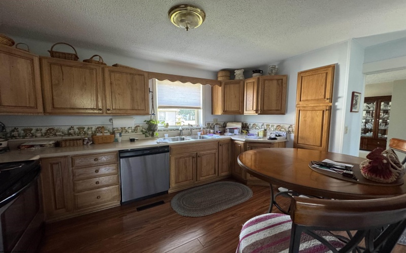 109 Fayette Street, Buckhannon, West Virginia 26201, 3 Bedrooms Bedrooms, 9 Rooms Rooms,2 BathroomsBathrooms,Single Family Detached,For Sale,Fayette,10161044