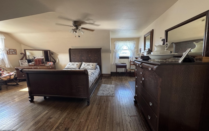 109 Fayette Street, Buckhannon, West Virginia 26201, 3 Bedrooms Bedrooms, 9 Rooms Rooms,2 BathroomsBathrooms,Single Family Detached,For Sale,Fayette,10161044