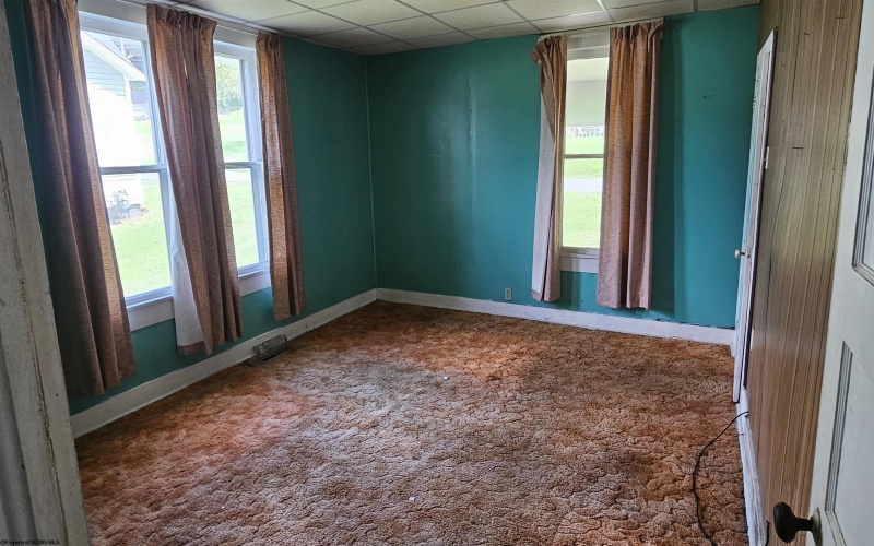 38 Cole Street, Philippi, West Virginia 26416, 4 Bedrooms Bedrooms, 9 Rooms Rooms,1 BathroomBathrooms,Single Family Detached,For Sale,Cole,10161051