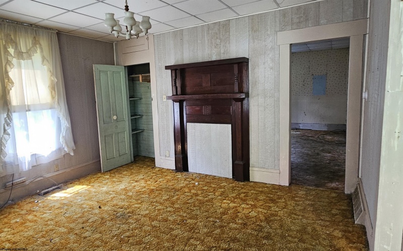 38 Cole Street, Philippi, West Virginia 26416, 4 Bedrooms Bedrooms, 9 Rooms Rooms,1 BathroomBathrooms,Single Family Detached,For Sale,Cole,10161051
