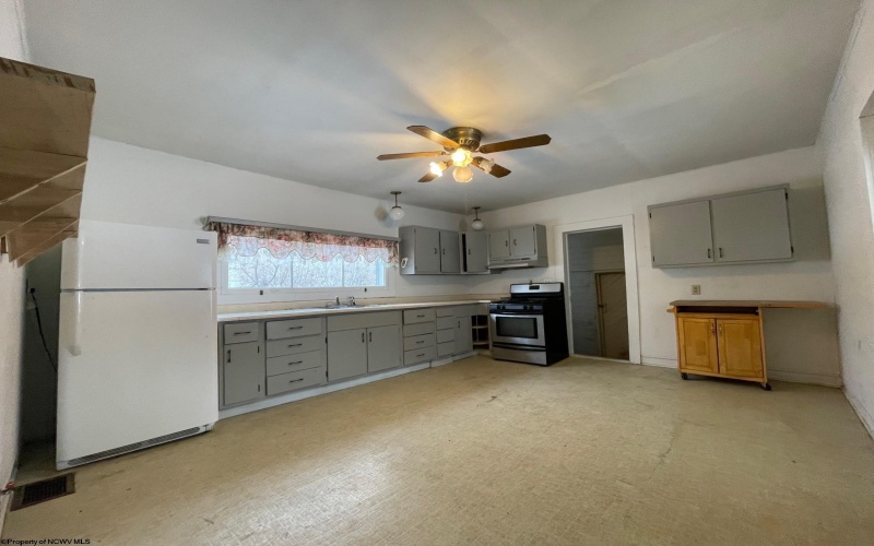 511 Waterloo Road, French Creek, West Virginia 26201, 3 Bedrooms Bedrooms, 7 Rooms Rooms,1 BathroomBathrooms,Single Family Detached,For Sale,Waterloo,10157709