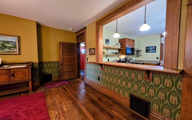 344 Maple Avenue, Morgantown, West Virginia 26501, 4 Bedrooms Bedrooms, 7 Rooms Rooms,3 BathroomsBathrooms,Single Family Detached,For Sale,Maple,10161053