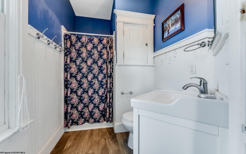 344 Maple Avenue, Morgantown, West Virginia 26501, 4 Bedrooms Bedrooms, 7 Rooms Rooms,3 BathroomsBathrooms,Single Family Detached,For Sale,Maple,10161053