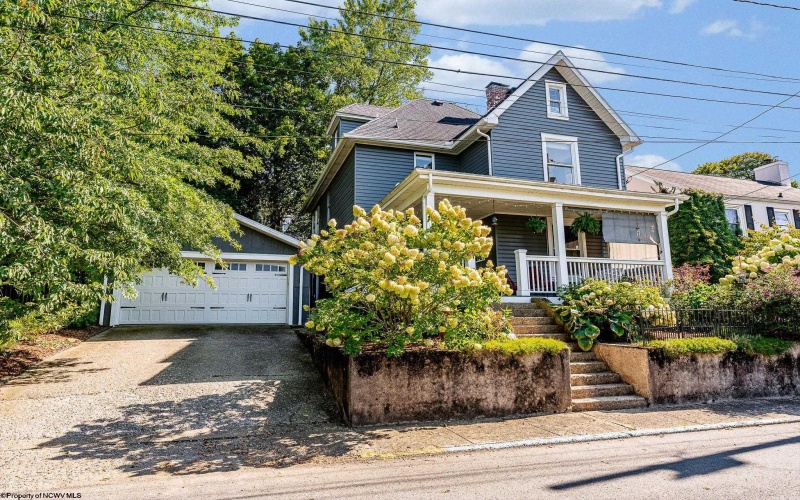 344 Maple Avenue, Morgantown, West Virginia 26501, 4 Bedrooms Bedrooms, 7 Rooms Rooms,3 BathroomsBathrooms,Single Family Detached,For Sale,Maple,10161053