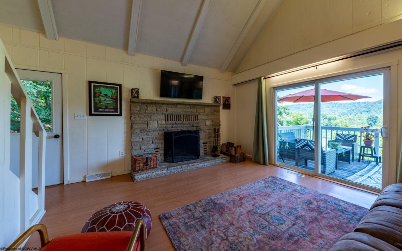 2750 Whetsell Settlement Road, Kingwood, West Virginia 26537, 3 Bedrooms Bedrooms, 5 Rooms Rooms,2 BathroomsBathrooms,Single Family Detached,For Sale,Whetsell Settlement,10161069