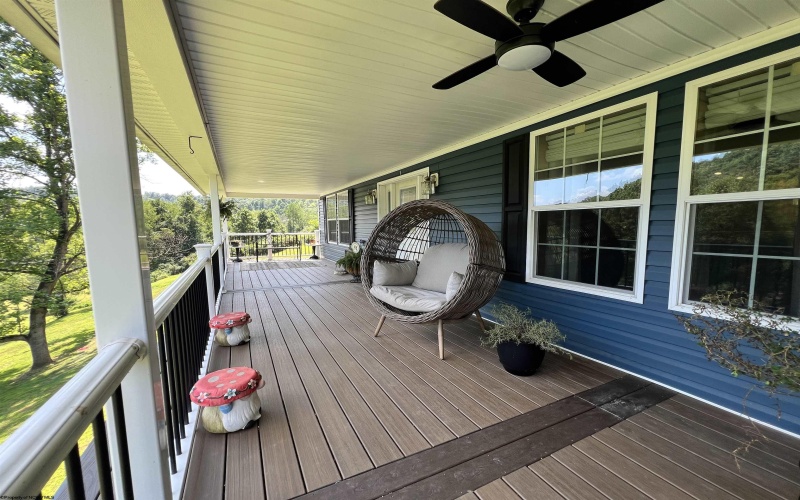 111 Varner Hollow Road, Salem, West Virginia 26426, 7 Bedrooms Bedrooms, 10 Rooms Rooms,3 BathroomsBathrooms,Single Family Detached,For Sale,Varner Hollow,10161066