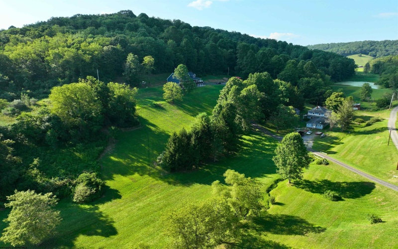 111 Varner Hollow Road, Salem, West Virginia 26426, 7 Bedrooms Bedrooms, 10 Rooms Rooms,3 BathroomsBathrooms,Single Family Detached,For Sale,Varner Hollow,10161066