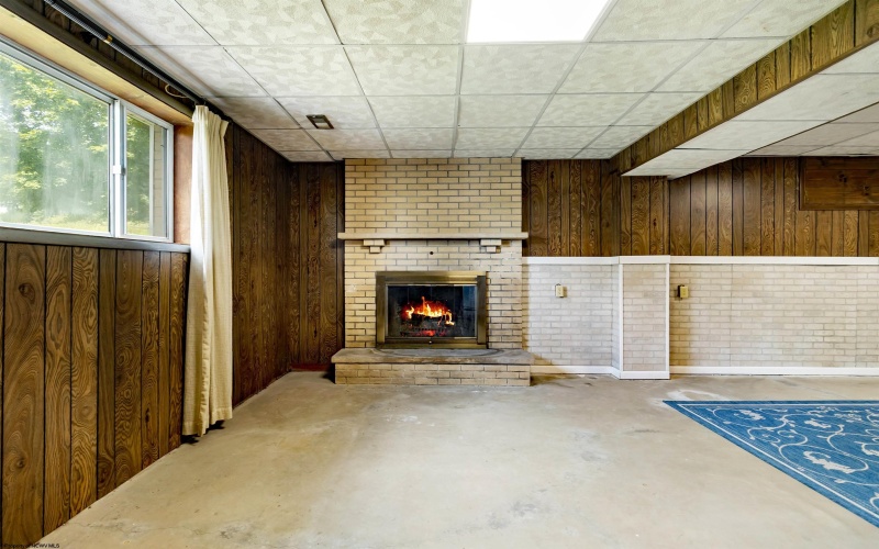 63 Charleston Avenue, Morgantown, West Virginia 26501, 3 Bedrooms Bedrooms, 7 Rooms Rooms,2 BathroomsBathrooms,Single Family Detached,For Sale,Charleston,10161071