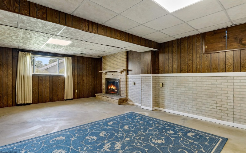 63 Charleston Avenue, Morgantown, West Virginia 26501, 3 Bedrooms Bedrooms, 7 Rooms Rooms,2 BathroomsBathrooms,Single Family Detached,For Sale,Charleston,10161071