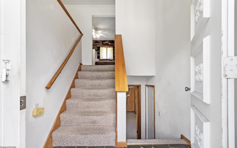 63 Charleston Avenue, Morgantown, West Virginia 26501, 3 Bedrooms Bedrooms, 7 Rooms Rooms,2 BathroomsBathrooms,Single Family Detached,For Sale,Charleston,10161071