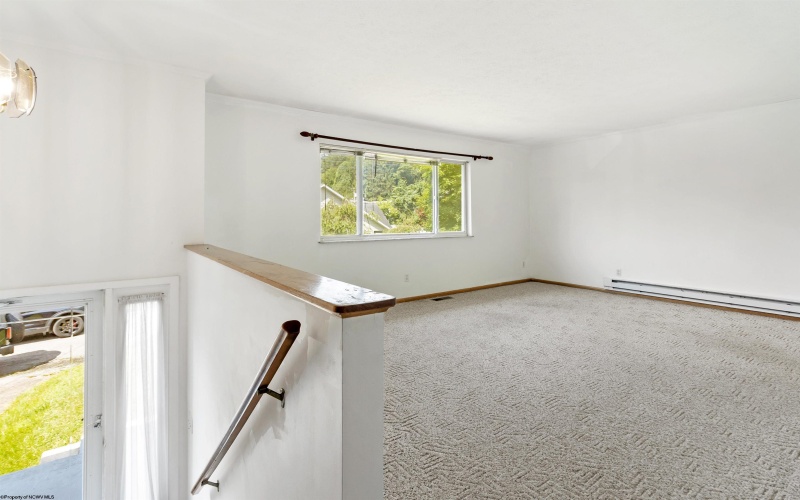 63 Charleston Avenue, Morgantown, West Virginia 26501, 3 Bedrooms Bedrooms, 7 Rooms Rooms,2 BathroomsBathrooms,Single Family Detached,For Sale,Charleston,10161071