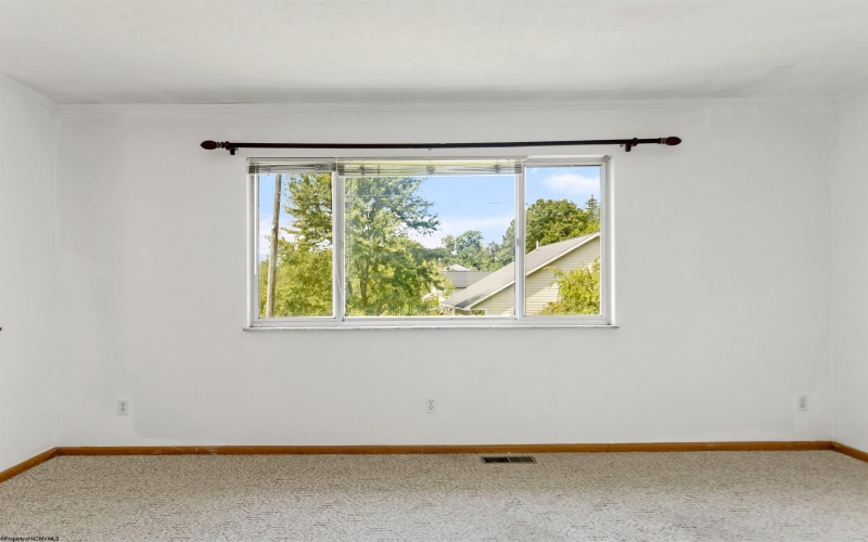 63 Charleston Avenue, Morgantown, West Virginia 26501, 3 Bedrooms Bedrooms, 7 Rooms Rooms,2 BathroomsBathrooms,Single Family Detached,For Sale,Charleston,10161071