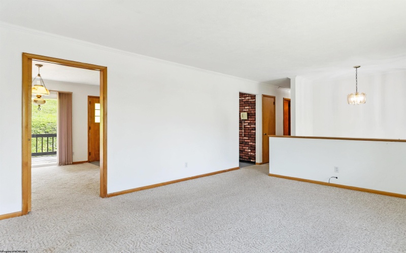 63 Charleston Avenue, Morgantown, West Virginia 26501, 3 Bedrooms Bedrooms, 7 Rooms Rooms,2 BathroomsBathrooms,Single Family Detached,For Sale,Charleston,10161071