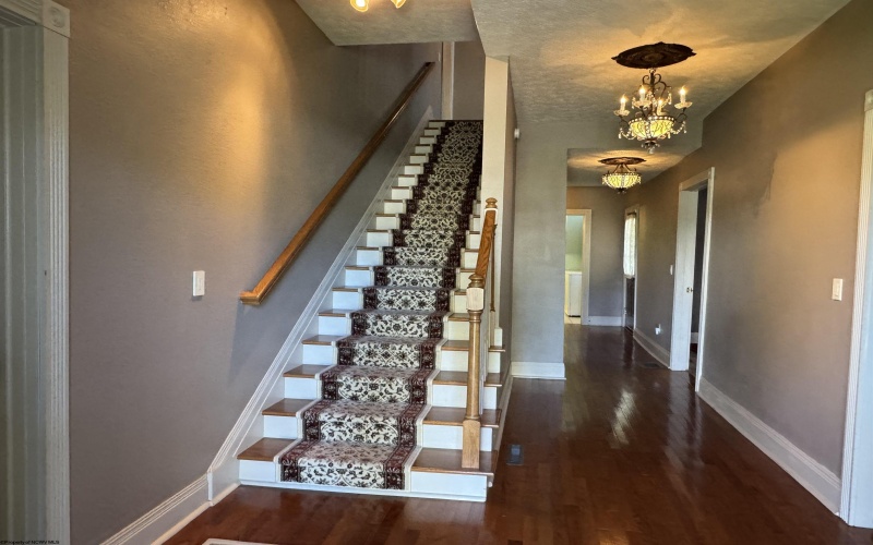 10 Park Street, Buckhannon, West Virginia 26201-2140, 5 Bedrooms Bedrooms, 12 Rooms Rooms,4 BathroomsBathrooms,Single Family Detached,For Sale,Park,10161072