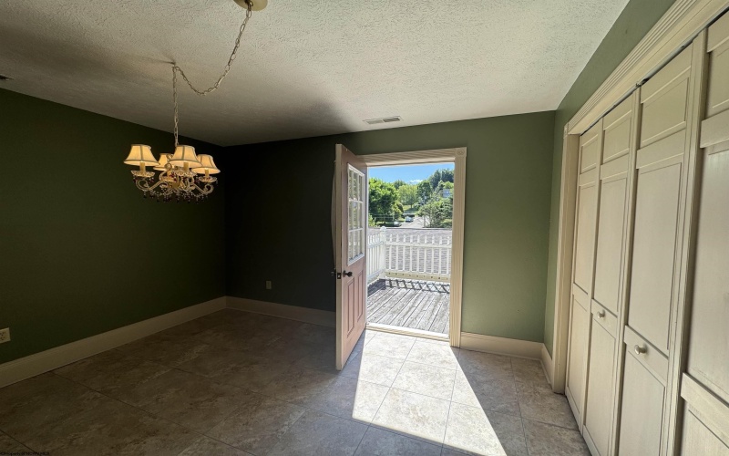 10 Park Street, Buckhannon, West Virginia 26201-2140, 5 Bedrooms Bedrooms, 12 Rooms Rooms,4 BathroomsBathrooms,Single Family Detached,For Sale,Park,10161072