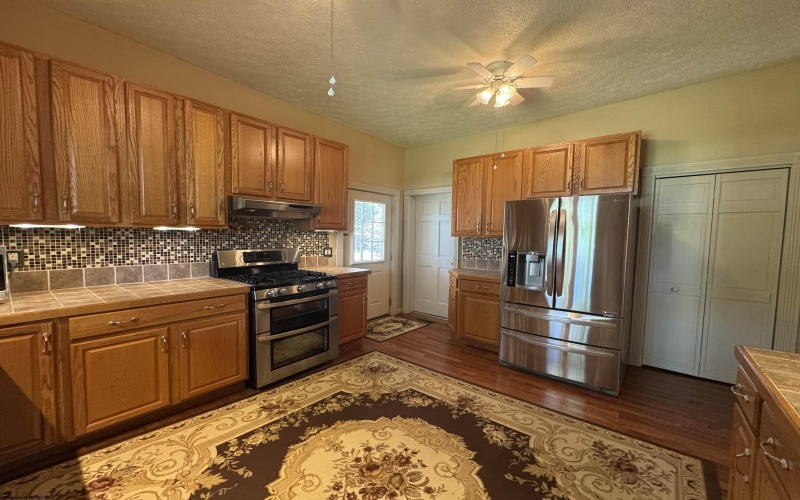 10 Park Street, Buckhannon, West Virginia 26201-2140, 5 Bedrooms Bedrooms, 12 Rooms Rooms,4 BathroomsBathrooms,Single Family Detached,For Sale,Park,10161072