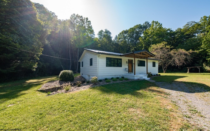 3778 Cheat Valley Highway, Rowlesburg, West Virginia 26425, 3 Bedrooms Bedrooms, 5 Rooms Rooms,1 BathroomBathrooms,Single Family Detached,For Sale,Cheat Valley,10161065