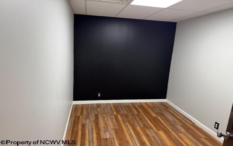 210 Park Avenue, Fairmont, West Virginia 26554, ,Commercial/industrial,For Sale,Park,10161059