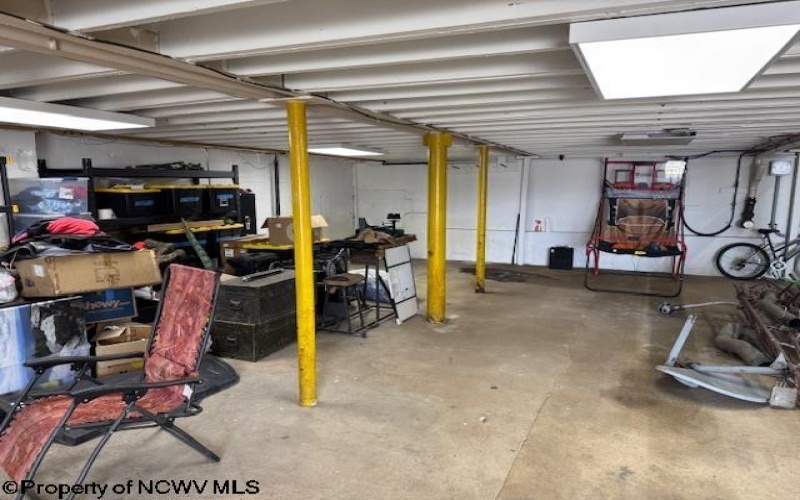 210 Park Avenue, Fairmont, West Virginia 26554, ,Commercial/industrial,For Sale,Park,10161059