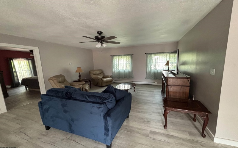 87 School Street, Morgantown, West Virginia 26501, 2 Bedrooms Bedrooms, 5 Rooms Rooms,1 BathroomBathrooms,Residential Rentals,For Rent,School,10161073