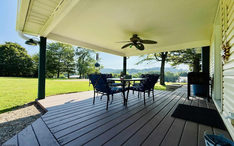 64 Kennedy Store Road, Morgantown, West Virginia 26508, 3 Bedrooms Bedrooms, 8 Rooms Rooms,2 BathroomsBathrooms,Single Family Detached,For Sale,Kennedy Store,10161057
