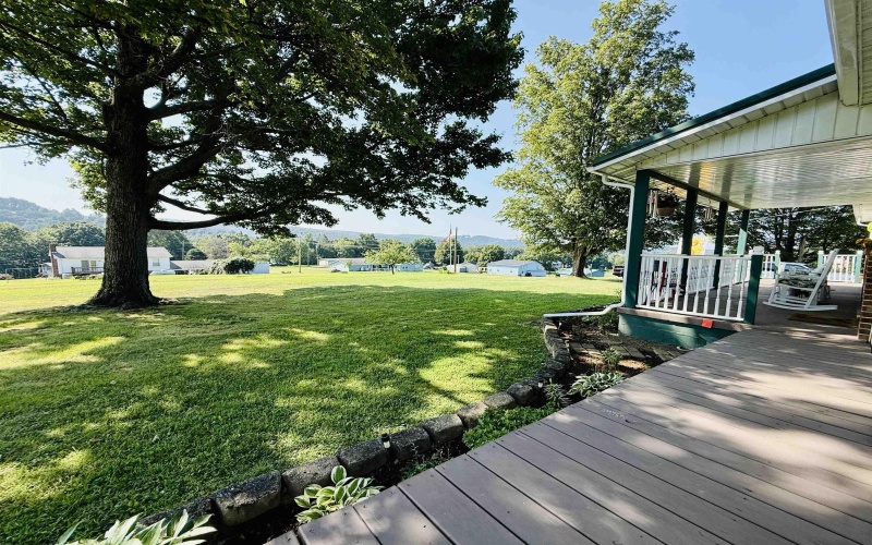 64 Kennedy Store Road, Morgantown, West Virginia 26508, 3 Bedrooms Bedrooms, 8 Rooms Rooms,2 BathroomsBathrooms,Single Family Detached,For Sale,Kennedy Store,10161057