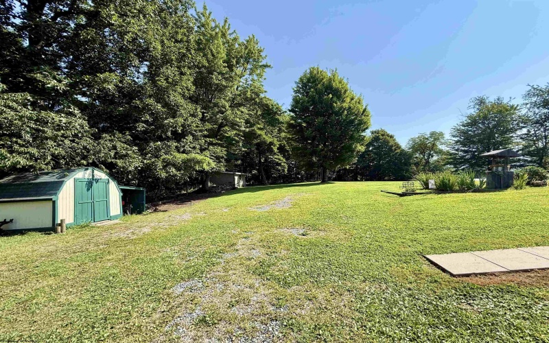 64 Kennedy Store Road, Morgantown, West Virginia 26508, 3 Bedrooms Bedrooms, 8 Rooms Rooms,2 BathroomsBathrooms,Single Family Detached,For Sale,Kennedy Store,10161057