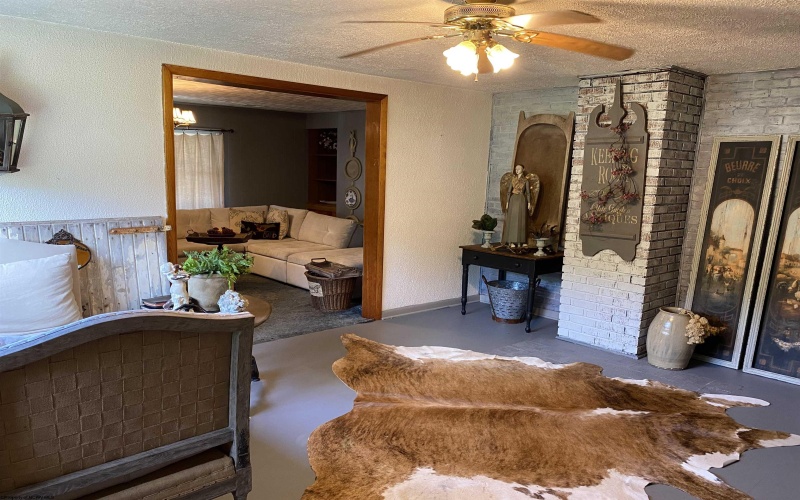 919 Main Street, Hendricks, West Virginia 26271, 2 Bedrooms Bedrooms, 7 Rooms Rooms,1 BathroomBathrooms,Single Family Detached,For Sale,Main,10161055