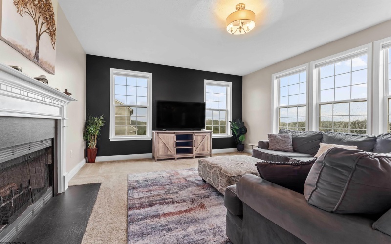 467 Blackberry Ridge Drive, Morgantown, West Virginia 26508-4869, 4 Bedrooms Bedrooms, 12 Rooms Rooms,2 BathroomsBathrooms,Single Family Detached,For Sale,Blackberry Ridge,10161097