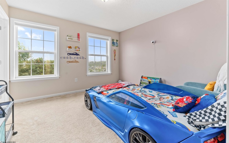 467 Blackberry Ridge Drive, Morgantown, West Virginia 26508-4869, 4 Bedrooms Bedrooms, 12 Rooms Rooms,2 BathroomsBathrooms,Single Family Detached,For Sale,Blackberry Ridge,10161097