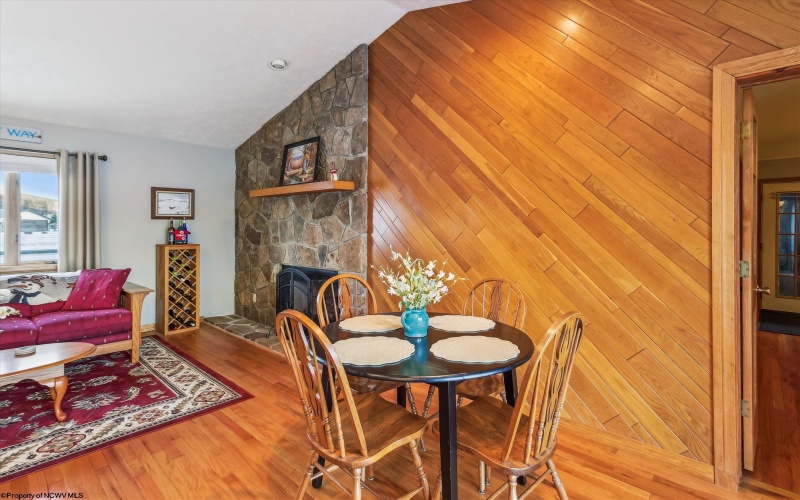 19 Beechcraft Way, Davis, West Virginia 26260, 4 Bedrooms Bedrooms, 5 Rooms Rooms,3 BathroomsBathrooms,Single Family Attached,For Sale,Beechcraft,10158049