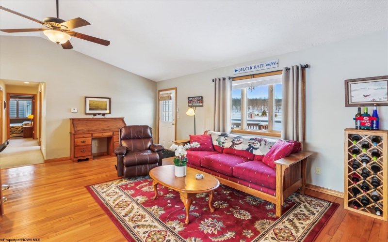 19 Beechcraft Way, Davis, West Virginia 26260, 4 Bedrooms Bedrooms, 5 Rooms Rooms,3 BathroomsBathrooms,Single Family Attached,For Sale,Beechcraft,10158049