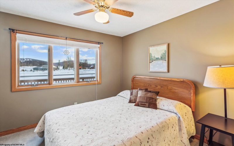 19 Beechcraft Way, Davis, West Virginia 26260, 4 Bedrooms Bedrooms, 5 Rooms Rooms,3 BathroomsBathrooms,Single Family Attached,For Sale,Beechcraft,10158049