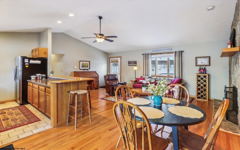 19 Beechcraft Way, Davis, West Virginia 26260, 4 Bedrooms Bedrooms, 5 Rooms Rooms,3 BathroomsBathrooms,Single Family Attached,For Sale,Beechcraft,10158049