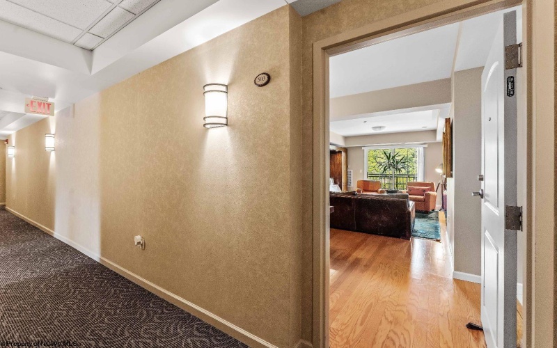 1117 unit 503 University Avenue, Morgantown, West Virginia 26505, 2 Bedrooms Bedrooms, 5 Rooms Rooms,2 BathroomsBathrooms,Single Family Attached,For Sale,University,10161089