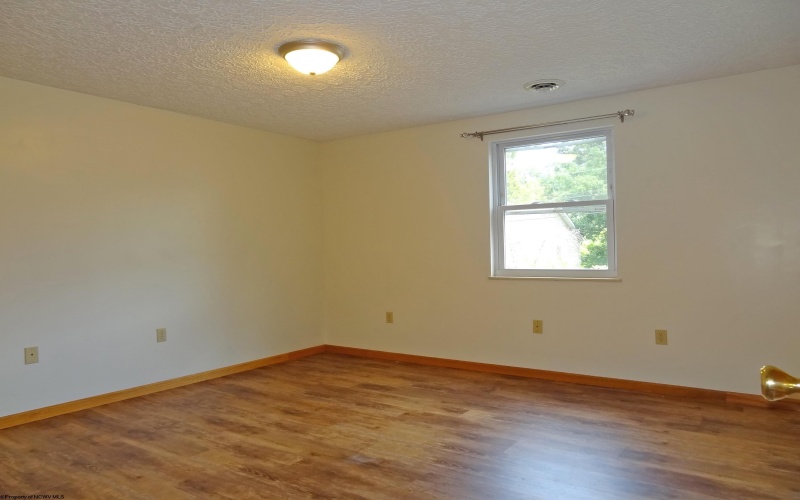 1553 Bergamont Street, Morgantown, West Virginia 26505, 3 Bedrooms Bedrooms, 5 Rooms Rooms,2 BathroomsBathrooms,Residential Rentals,For Rent,Bergamont,10161082