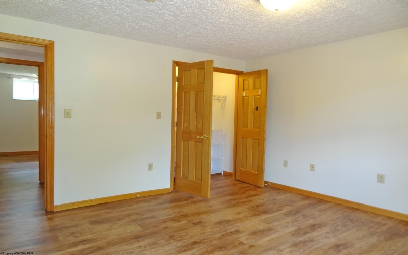 1553 Bergamont Street, Morgantown, West Virginia 26505, 3 Bedrooms Bedrooms, 5 Rooms Rooms,2 BathroomsBathrooms,Residential Rentals,For Rent,Bergamont,10161082