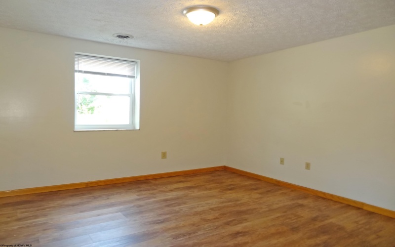1609 Bergamont Street, Morgantown, West Virginia 26505, 3 Bedrooms Bedrooms, 5 Rooms Rooms,2 BathroomsBathrooms,Residential Rentals,For Rent,Bergamont,10161083