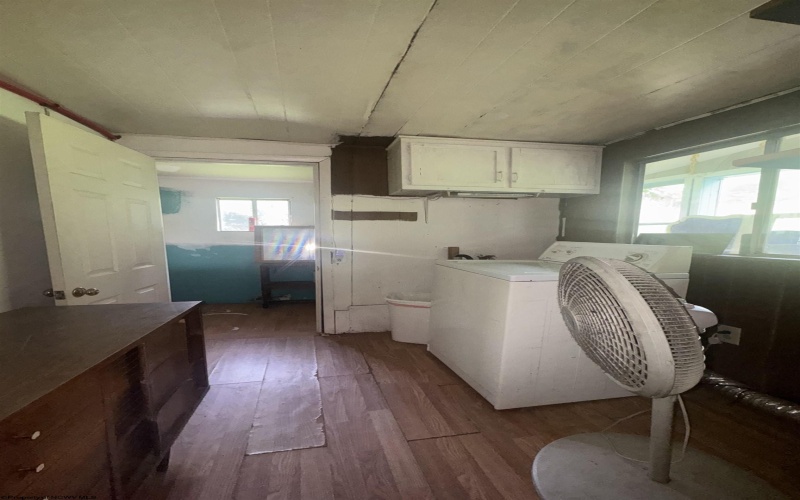 60 Marley Lane, Belington, West Virginia 26250, 3 Bedrooms Bedrooms, 5 Rooms Rooms,1 BathroomBathrooms,Single Family Detached,For Sale,Marley,10161081