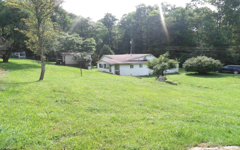 60 Marley Lane, Belington, West Virginia 26250, 3 Bedrooms Bedrooms, 5 Rooms Rooms,1 BathroomBathrooms,Single Family Detached,For Sale,Marley,10161081