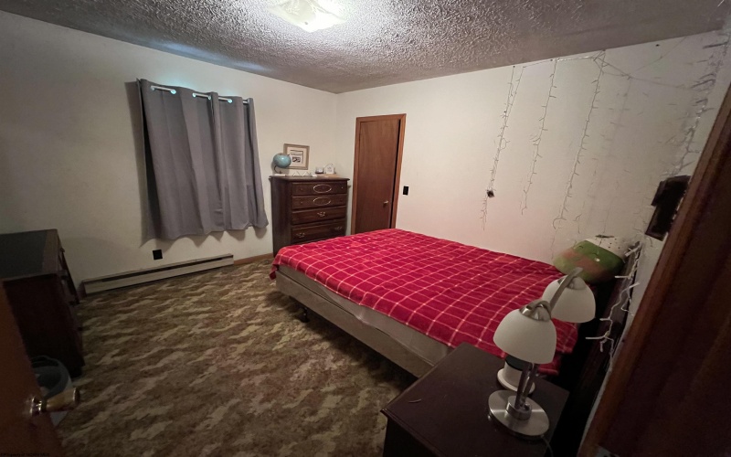 40 Bright Drive, Montrose, West Virginia 26283, 4 Bedrooms Bedrooms, 8 Rooms Rooms,1 BathroomBathrooms,Single Family Detached,For Sale,Bright,10161091
