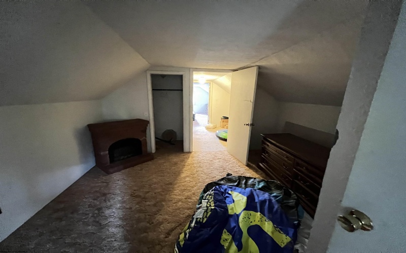 40 Bright Drive, Montrose, West Virginia 26283, 4 Bedrooms Bedrooms, 8 Rooms Rooms,1 BathroomBathrooms,Single Family Detached,For Sale,Bright,10161091