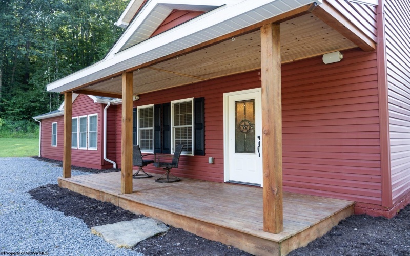 438 Irish Ridge Road, Newburg, West Virginia 26410, 3 Bedrooms Bedrooms, 7 Rooms Rooms,2 BathroomsBathrooms,Single Family Detached,For Sale,Irish Ridge,10161090