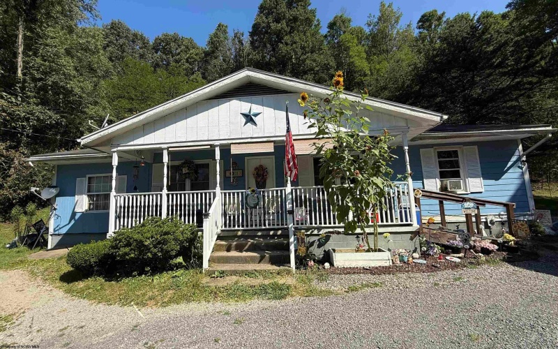 9777 Meathouse Fork Road, Salem, West Virginia 26426, 2 Bedrooms Bedrooms, 8 Rooms Rooms,1 BathroomBathrooms,Single Family Detached,For Sale,Meathouse Fork,10161092