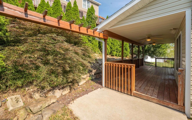 210 Piave Lane, Morgantown, West Virginia 26508, 3 Bedrooms Bedrooms, 8 Rooms Rooms,2 BathroomsBathrooms,Single Family Detached,For Sale,Piave,10161084