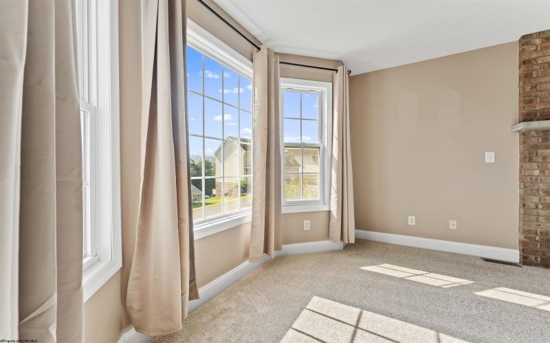 210 Piave Lane, Morgantown, West Virginia 26508, 3 Bedrooms Bedrooms, 8 Rooms Rooms,2 BathroomsBathrooms,Single Family Detached,For Sale,Piave,10161084